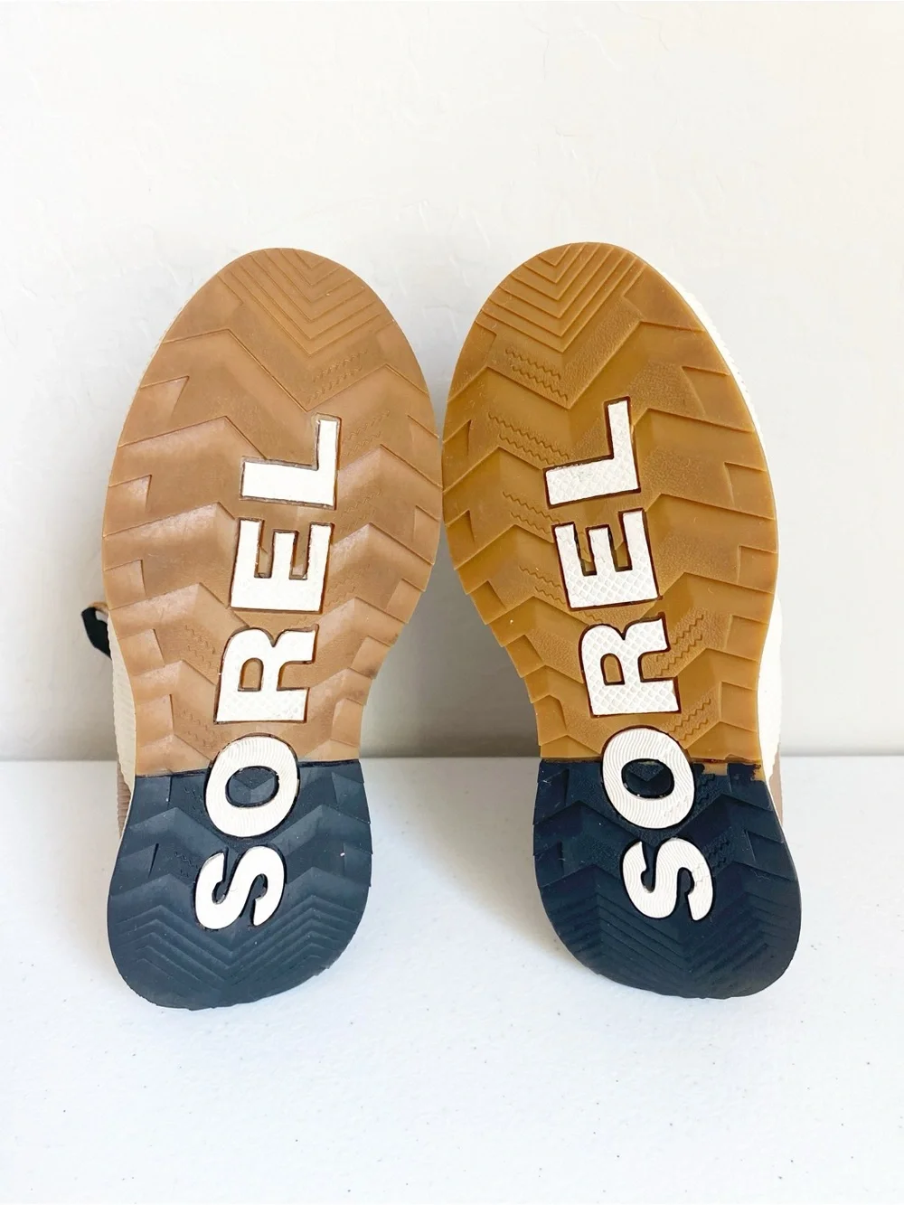 Sorel Kids’ Out N About Classic Waterproof Boots Camel-Brown Size 2